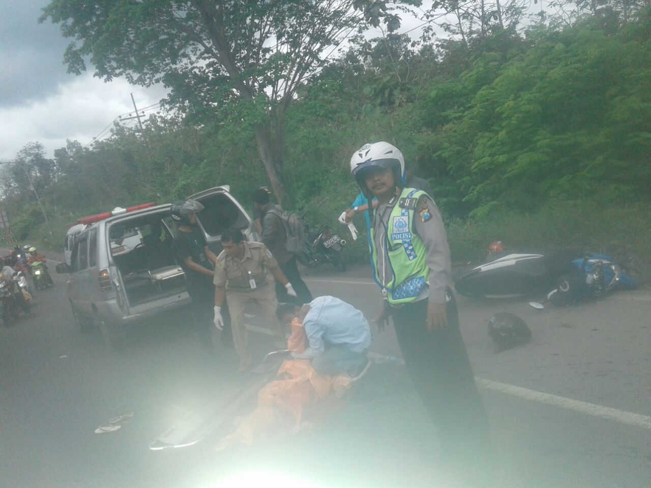 Lindas Pengendara Motor, Truck Kabur