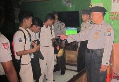 Bolos Sekolah, Bawa Pil Terlarang, Pelajar Tertangkap Razia