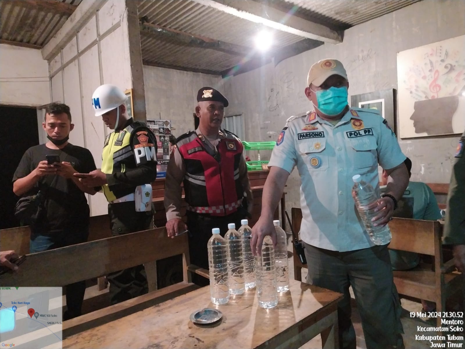 Puluhan Botol Minuman Beralkohol Diamankan Petugas Gabungan Dalam Operasi Cipta Kondisi 