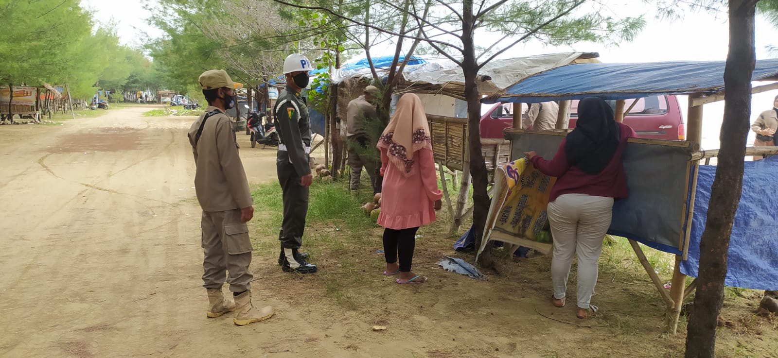11 Warung Yang Menyediakan Gubuk Tertutup Ditindak Satgas Gabungan
